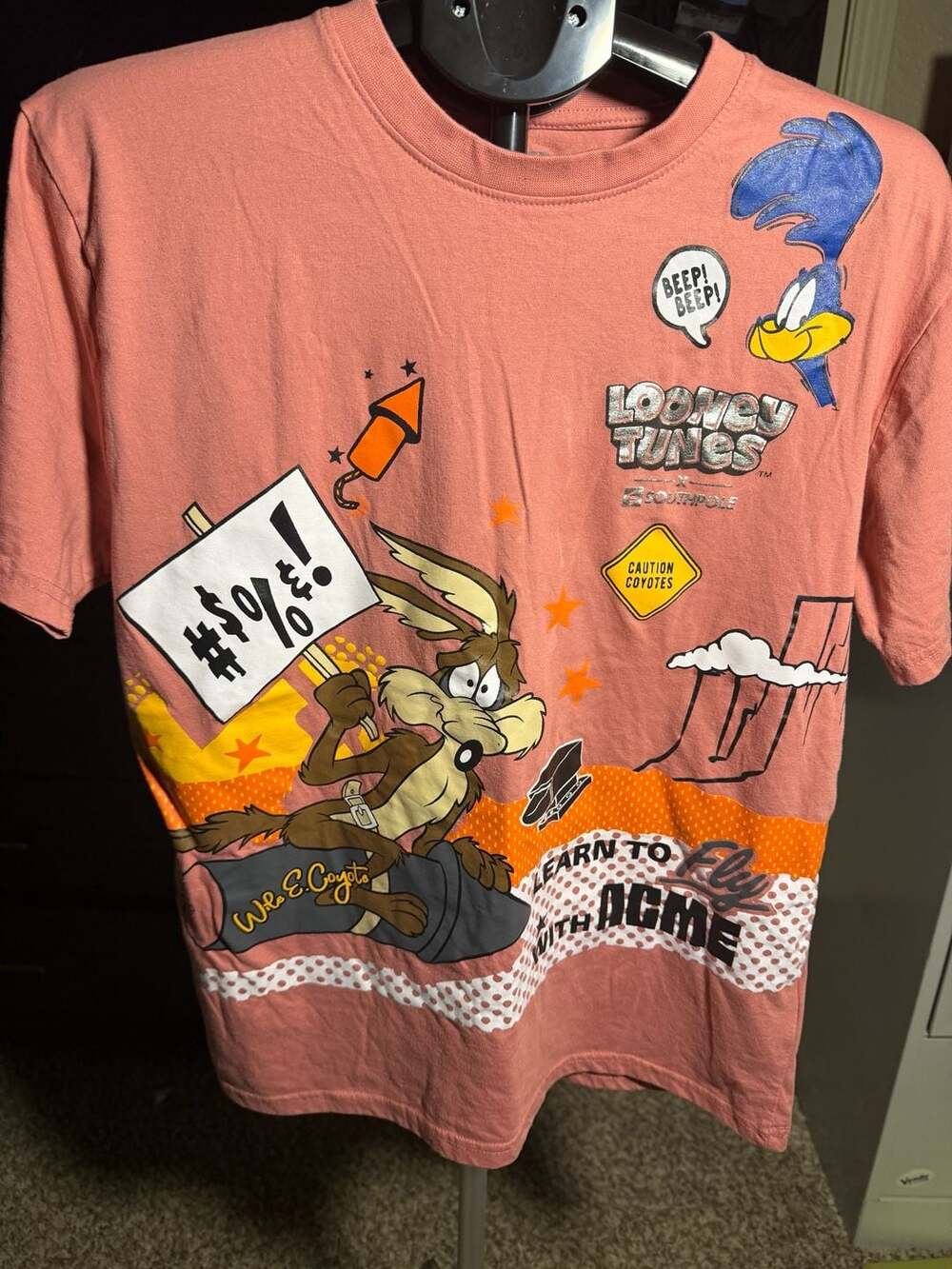 Southpole x Looney Tunes Wile E. Coyote Learn to Fly with ACME shirt
